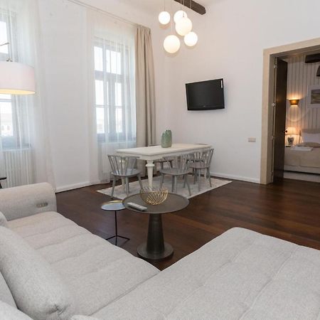 Cluj Lux Apartment Unirii Exteriör bild